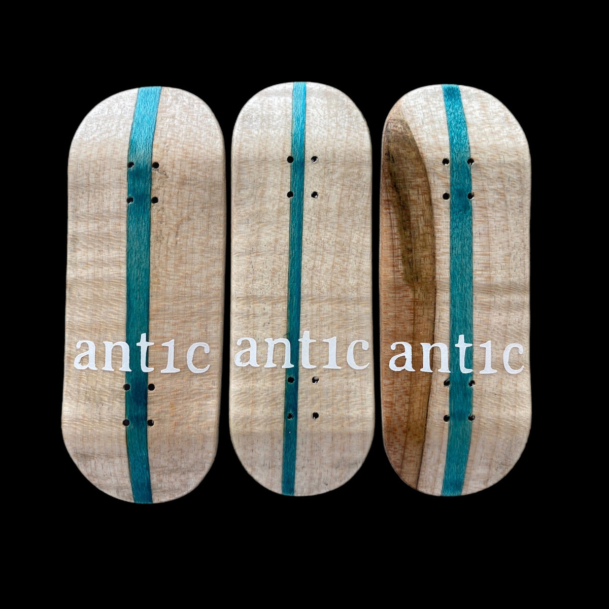 ANT1C Decks Split Stripe Abducted Fingerboards